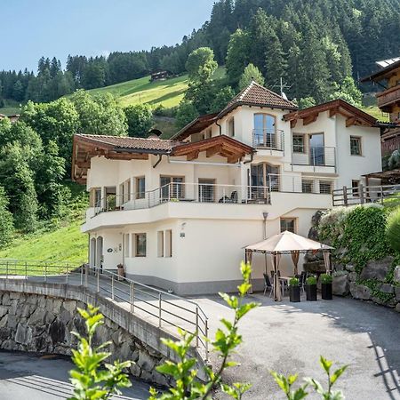 Monis Apartment Ramsau im Zillertal Exterior foto