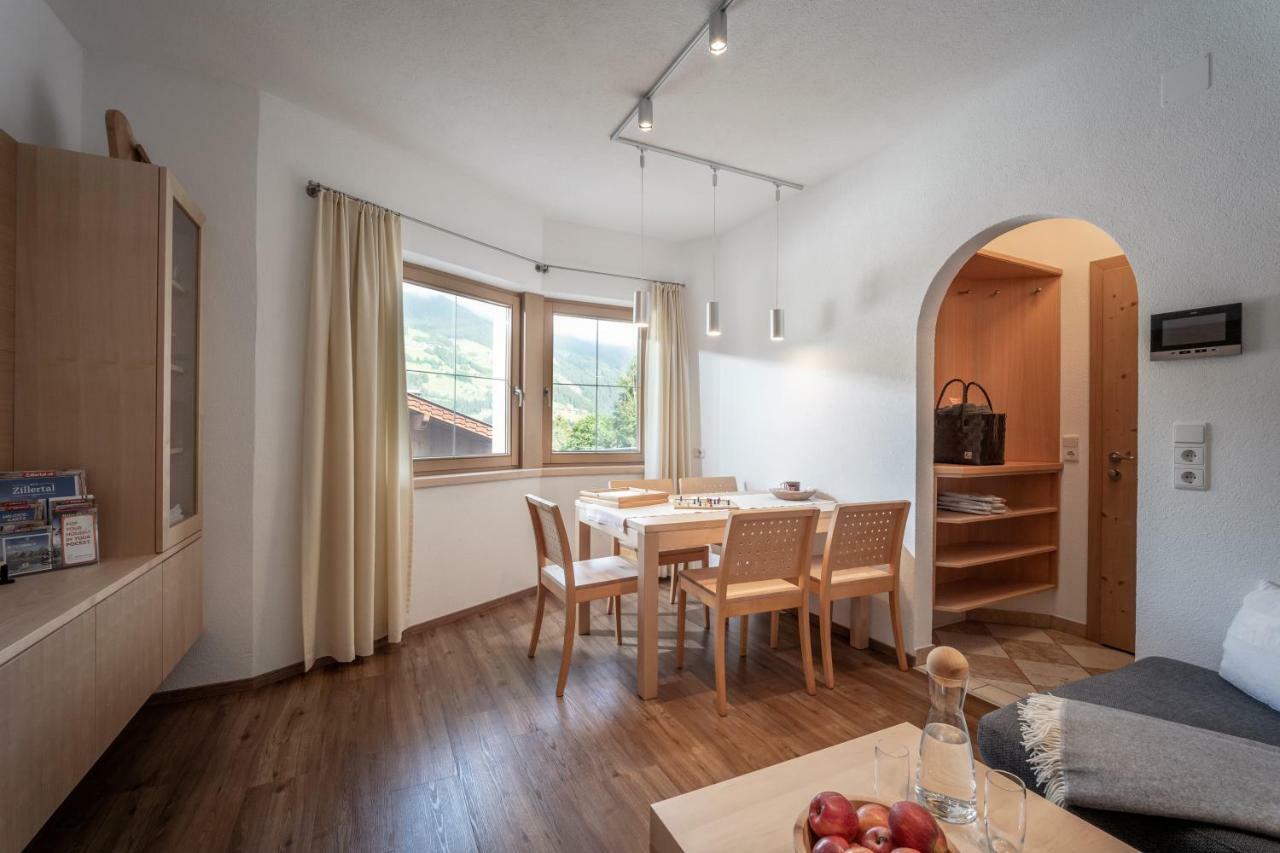 Monis Apartment Ramsau im Zillertal Exterior foto