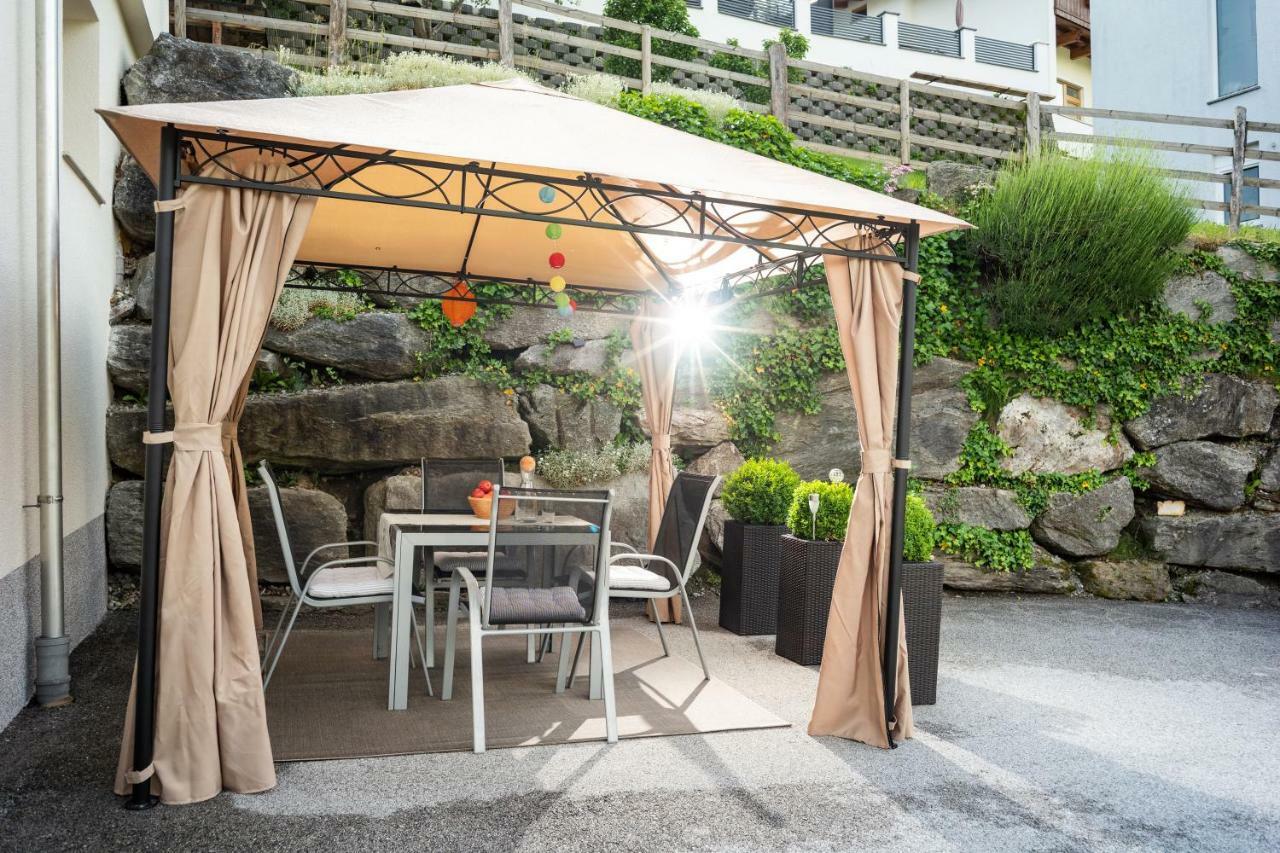 Monis Apartment Ramsau im Zillertal Exterior foto